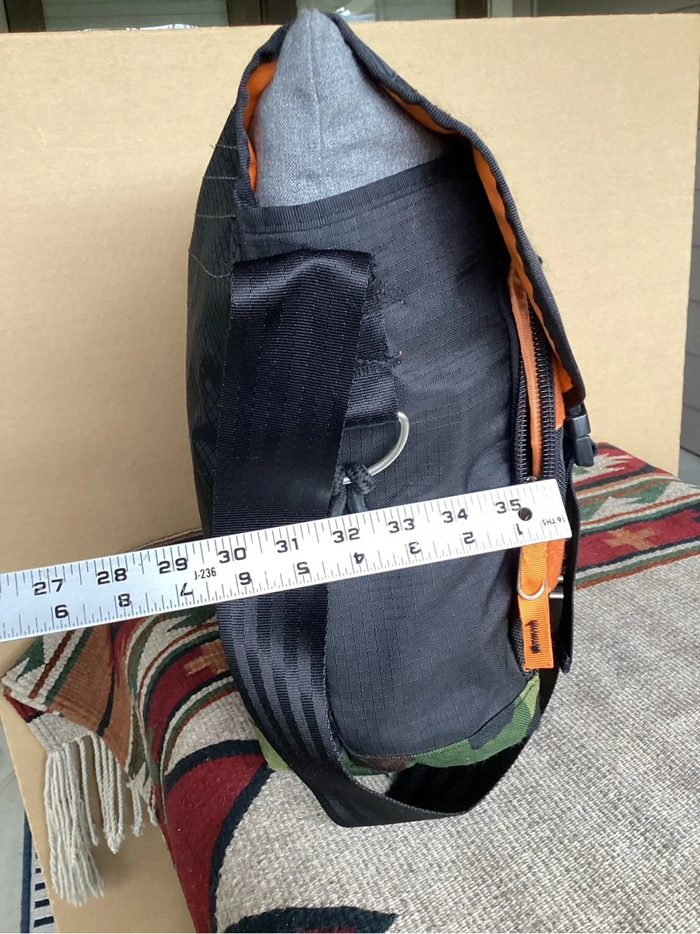 Parcel New York brown camo messenger bag rugged nylon commuter bag